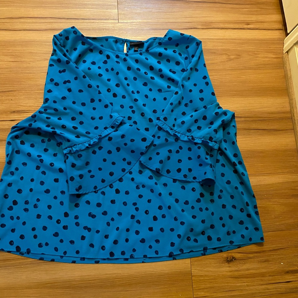 Women Lane Bryant Teal Blue Blouse with Navy Blue dots!!! - Picture 2 of 3